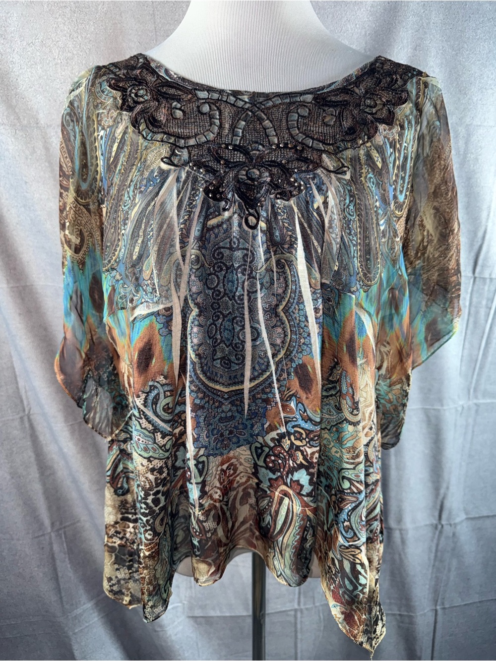 2547-ONE WORLD Paisley Beaded Neck Flutter Sleeve Tunic in Blue and Brown